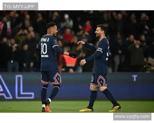 国王杯精彩对决巴黎圣日耳曼大胜里昂引发全场热议与惊喜