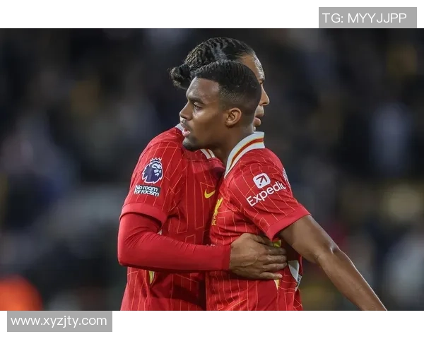 曼联逆转阿森纳友谊赛精彩瞬间引发争议判罚全场沸腾